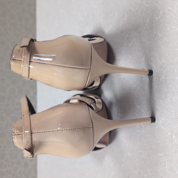 Jean-Michel Cazabat - patent leather heels - Picture 7 of 8